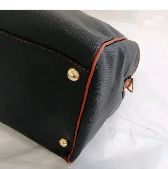 100% Authentic Bottega Veneta Marco Polo Large Black Coated Canvas Tote – Italy - Picture 5 of 9